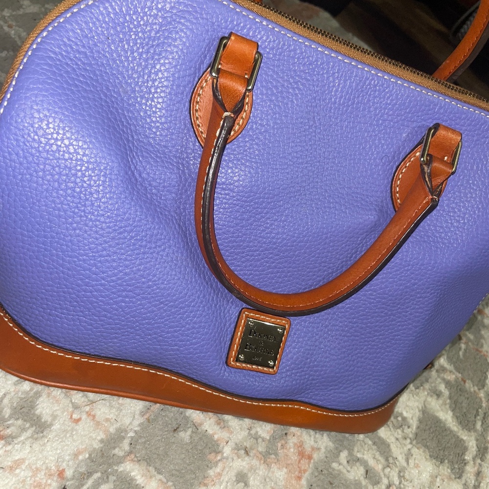 Dooney & Bourke